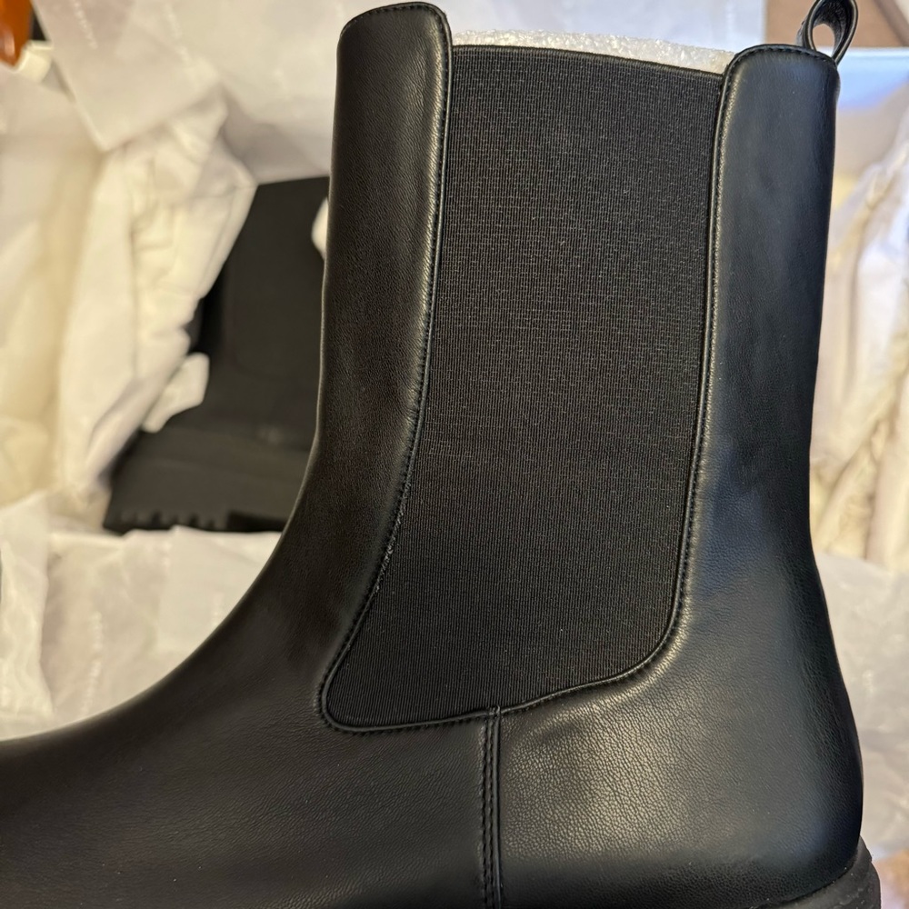 Good American Chelsea Lug Sole Combat Boots In Black Size 12 New - Picture 6 of 6